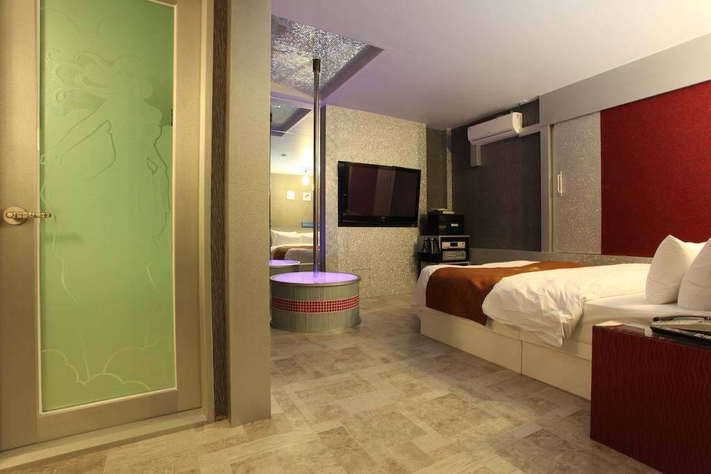 Hotel Pharaoh 首爾 外观 照片