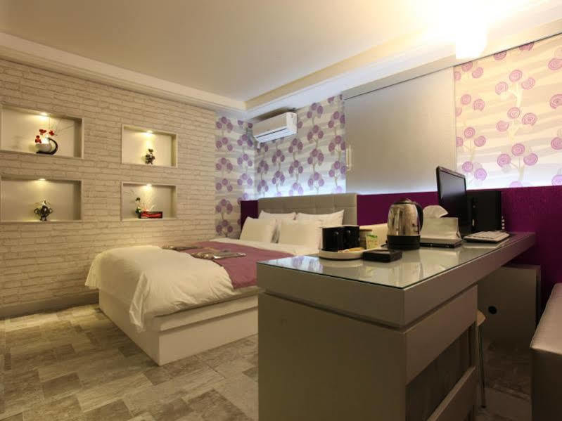 Hotel Pharaoh 首爾 外观 照片